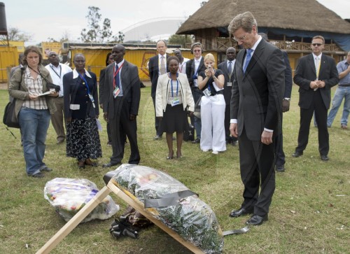 BM Westerwelle in Uganda