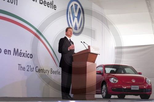 Guido WESTERWELLE , FDP , Bundesaussenminister bei der Eroeffnung der Produktionsreihe des Modells 