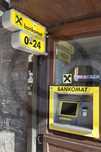 Geldautomat der Volks- und Raiffeisenbank in Sarajewo | Cash machine of the Volks- und Raiffeisenbank in Sarajevo