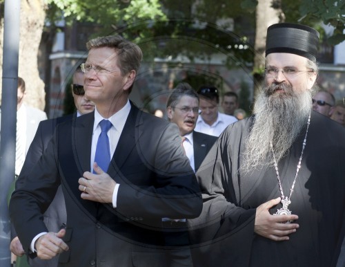 Guido WESTERWELLE besucht Kloster Gracanica, in Pristina