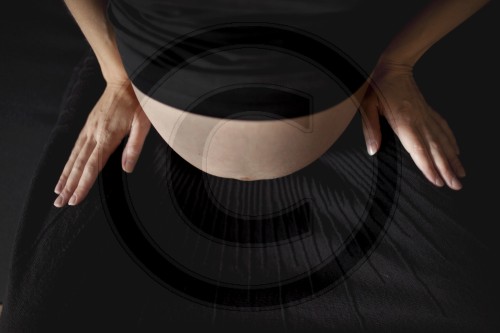 Schwangere in der 43 Schwangerschaftswoche | Pregnant woman in the 43rd week of pregnancy
