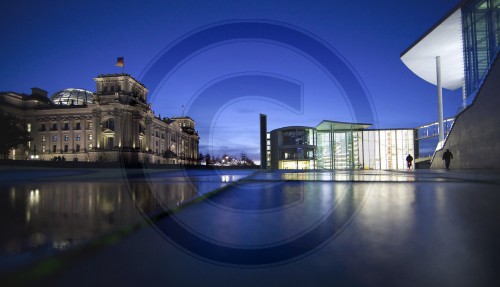 Reichstag und Paul-Loebe-Haus | Reichstag and Paul-Loebe-Haus