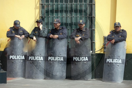 Polizei in Lima | Police in Lima