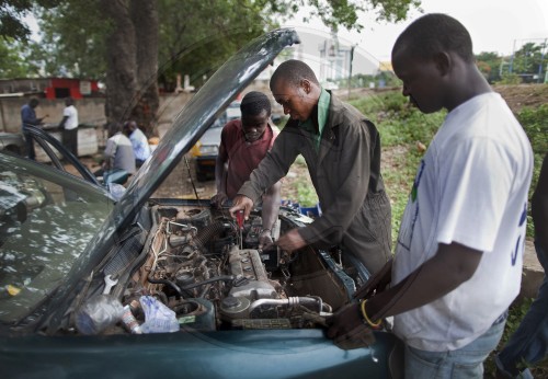 Autowerkstatt in Afrika