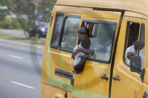 Busfahrt in Afrika