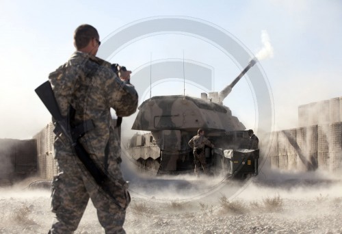 Panzerhaubitze in Afghanistan|Howitzer in Afghanistan