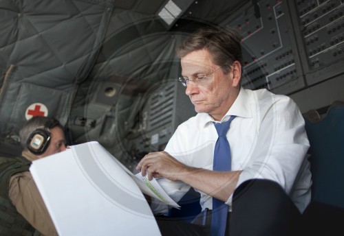 WESTERWELLE auf dem Weg nach Afghanistan | WESTERWELLE on his way to Afghanistan