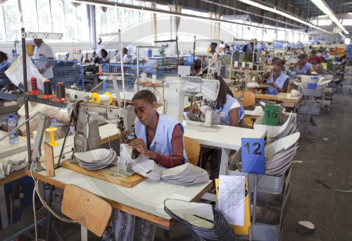 Schuhfabrik in Aethiopien | Shoe factory in Ethiopia