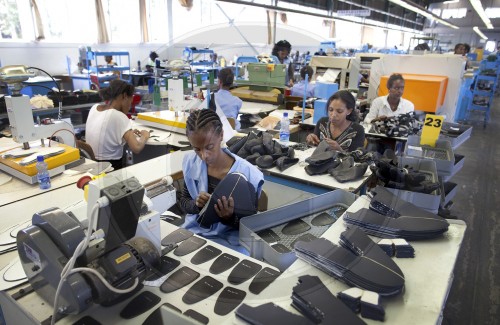 Schuhfabrik in Aethiopien | Shoe factory in Ethiopia