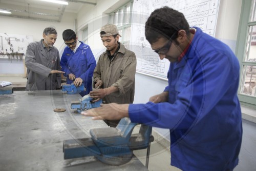 Maschinenschlosser an der der Kabul Mechanical Institute