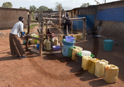 Oeffentliche Wasserstelle|Public water point