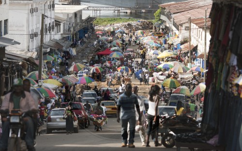 Strassenszene in Monrovia | Street scene in Monrovia
