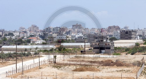 View on Gaza City / Palestinian Territories. 14.06.2011