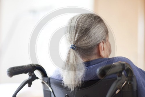 Old woman in a nursing home. Wermelskirchen, Germany. 14.06.2011. MODEL RELEASE available.