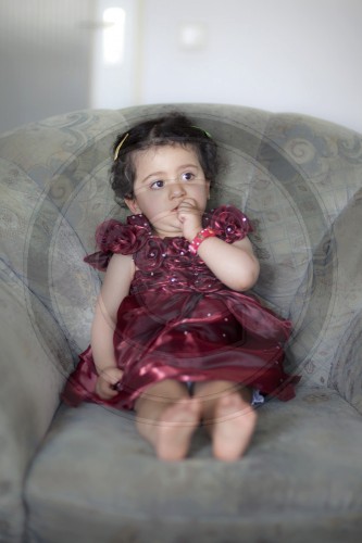Two-year-old girl from Iraq, Bonn 28.06.2011. MODEL RELEASE available.
