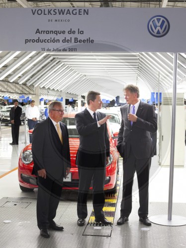 Guido WESTERWELLE , FDP , Bundesaussenminister bei der Eroeffnung der Produktionsreihe des Modells 