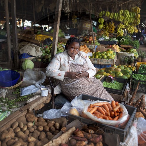 Markt in Nairobi, Kenia|Market in Nairobi, Kenya