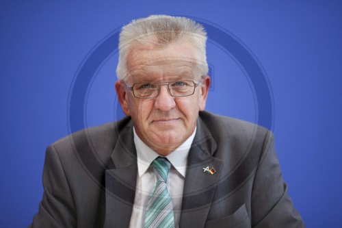 Winfried KRETSCHMANN |Winfried KRETSCHMANN