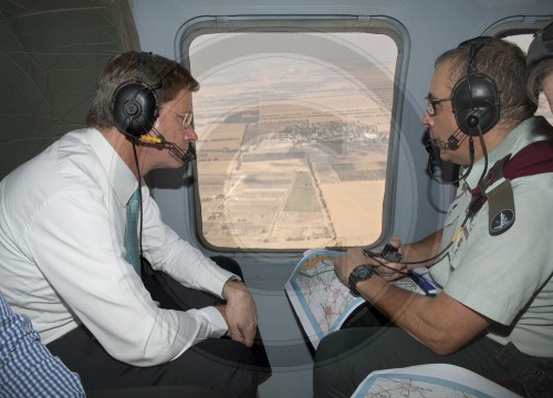 Westerwelle Hubschrauberflug ueber Israel