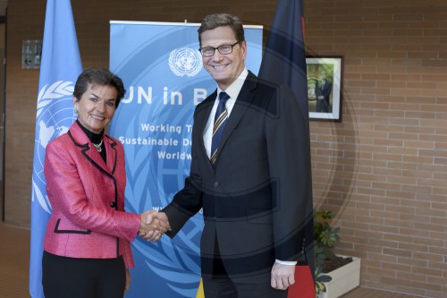 Guido WESTERWELLE , FDP , Bundesaussenminister und Vizekanzler besuch UN in Bonn
