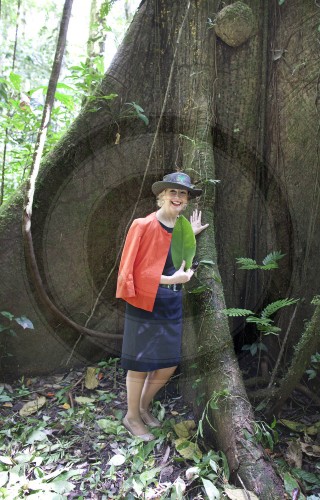 Kopp besucht Waldschutzprojekt