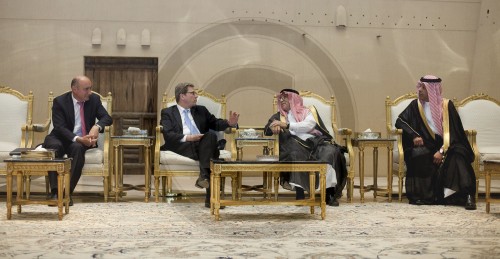 Guido WESTERWELLE , FDP , Bundesaussenminister und Alaudeen A. Alaskary, Chef des Protokolls im Königreich Saudi-Arabien