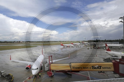 Flugzeuge von Air Berlin am Flughafen Berlin Tegel