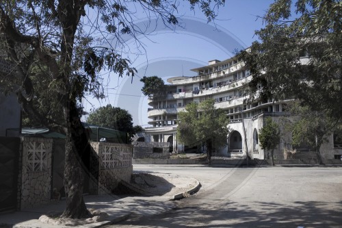 Grand Hotel, von Obdachlosen besetztes Haus in Beira