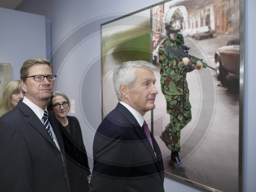 Westerwelle eroeffnet Ausstellung