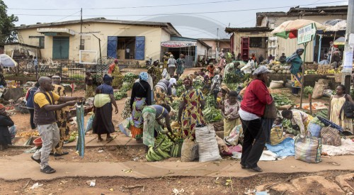 Strassenszene in Yaounde / Kamerun