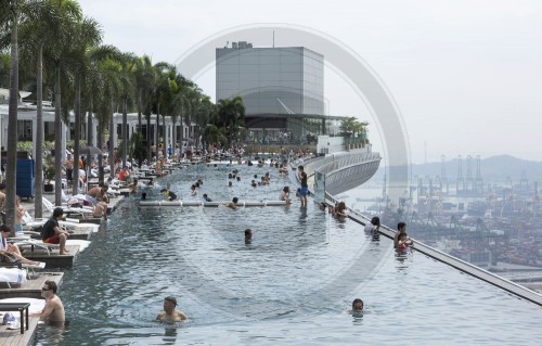 Schwimmbecken, Singapur