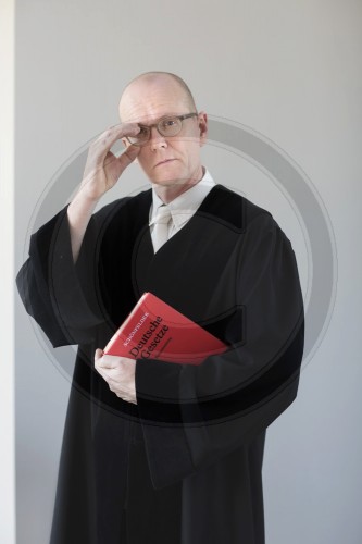 Richter in Robe eines Oberlandesgerichts