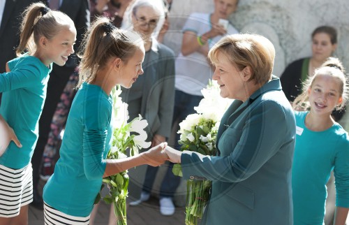 Bundeskanzlerin Merkel besucht Heinrich-Schliemann-Gymnasium