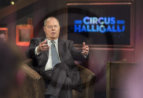 Steinbrueck bei der Fernsehsendung Circus HalliGalli