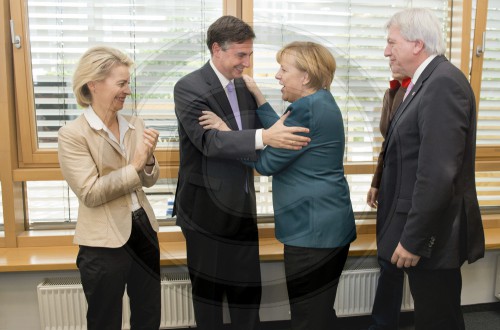 CDU Vorstand feiert Merkel