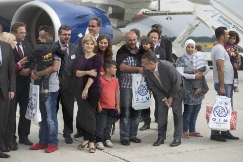 Syrische Fluechtlinge in Hannover gelandet