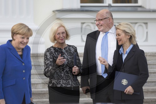 Merkel, Wanka, Altmaier, von der Leyen