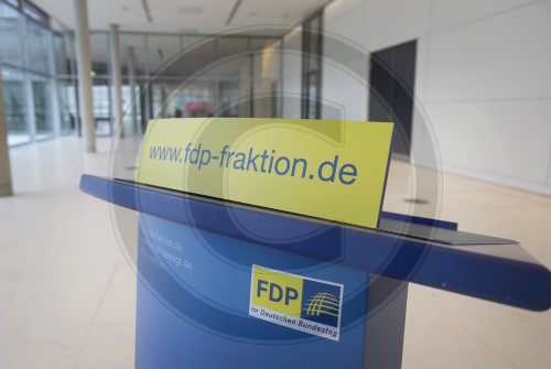 Letzte Zeichen der FDP im Reichstag