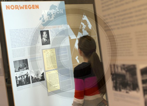 Ausstellung Diplomatenberichte ueber die Novemberpogrome 1938