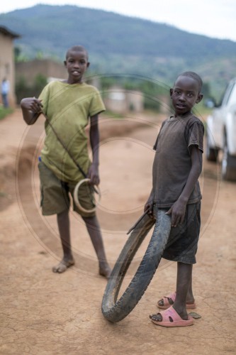 Spielende Kinder in Nyakagezi