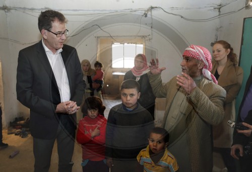 Mueller trifft syrische Fluechtlinge in Jordanien