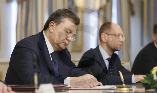Abkommensunterzeichnung in Kiew