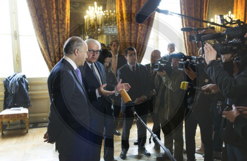 Steinmeier trifft Fabius in Paris