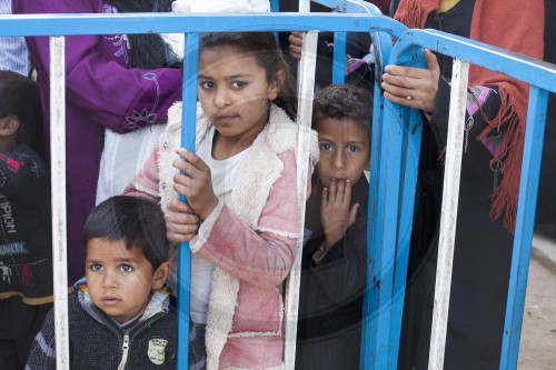 Syrische Fluechtlinge im UNHCR-Registrierungszentrum in Ksara bei Zahle