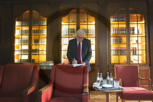 Steinmeier trifft AM in der Villa Borsig