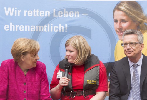 Besuch der Bundeskanzlerin Angela Merkel und beim Bundesamt fuer Bevoelkerungsschutz und Katasthrophenhilfe BBK