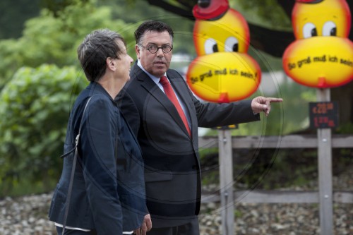 Barbara Hendricks, SPD, Bundesministerin fuer Umwelt, Naturschutz, Bau und Reaktorsicherheit besucht das Wunderland in Kalkar,