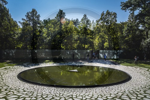 Denkmal fuer die im Nationalsozialismus ermordeten Sinti und Roma Europas