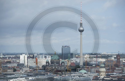 Uebersicht Berliner Dom und Fernsehturm