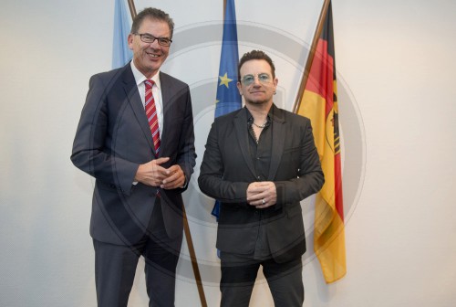 12.11.2014: BM Mueller empfaengt Bono